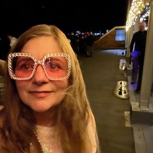 Meet your Posher, Alice